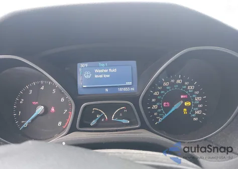 2012 Ford Focus Se z USA, uszkodzony, nr VIN 1FAHP3F26CL421156